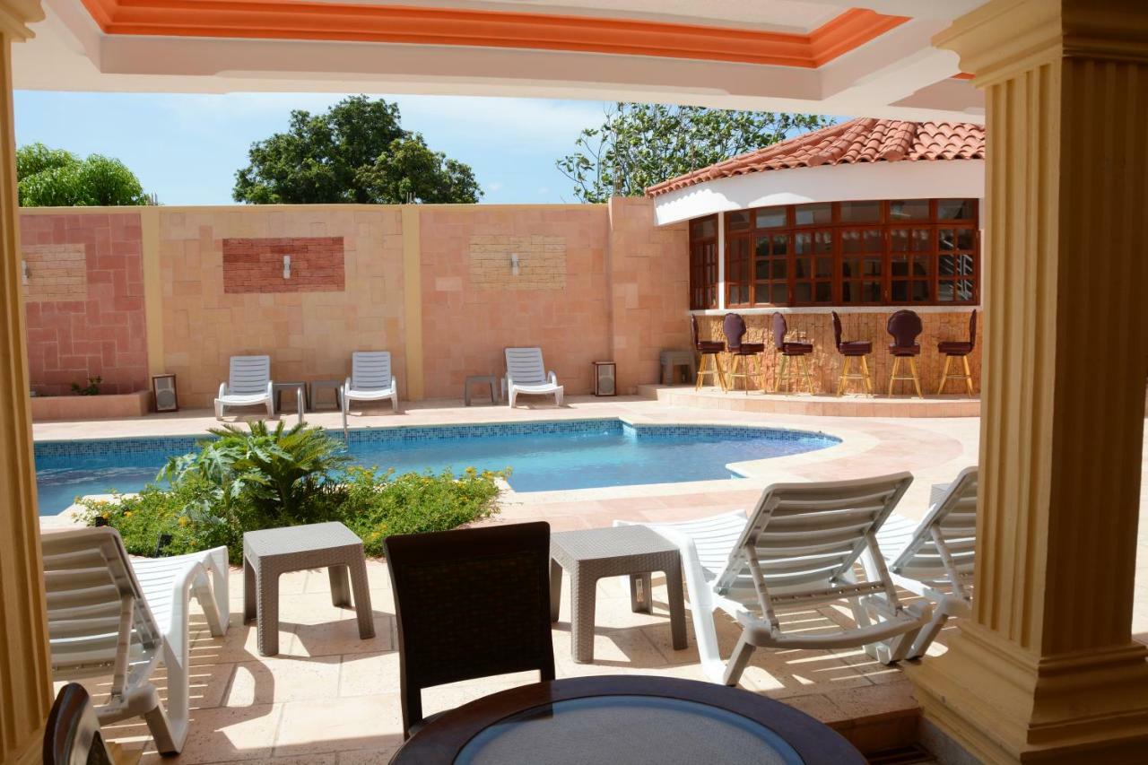 Hotel Tabarre 'S Palace Port-au-Prince Kültér fotó